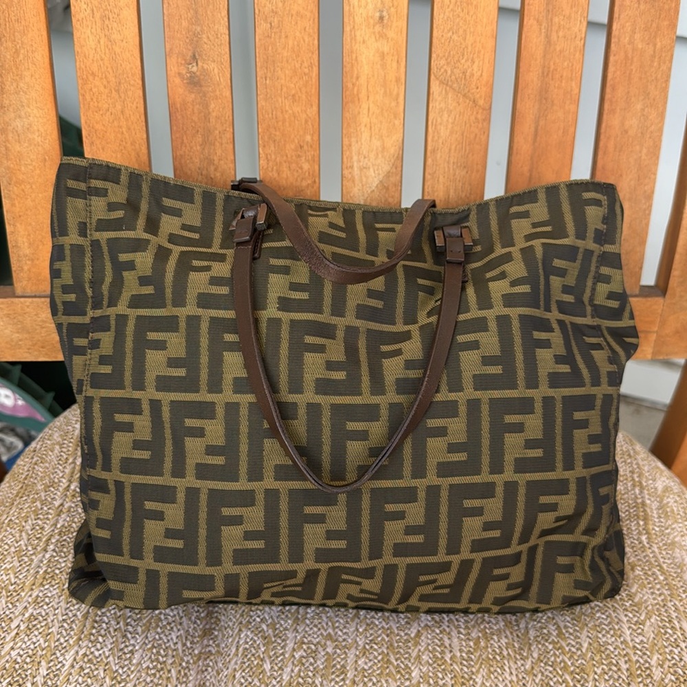 Fendi Vintage Zucca Monogram Canvas Tote with COA, authentic - Picture 3 of 17